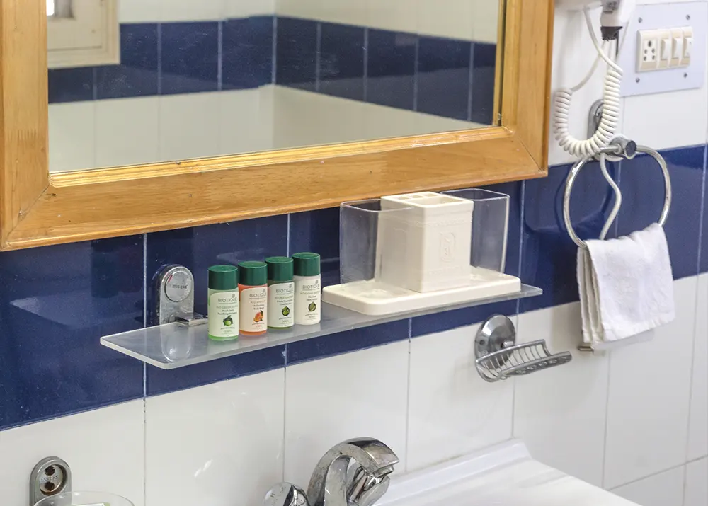 premium-toiletries-in-bathroom-of-villa