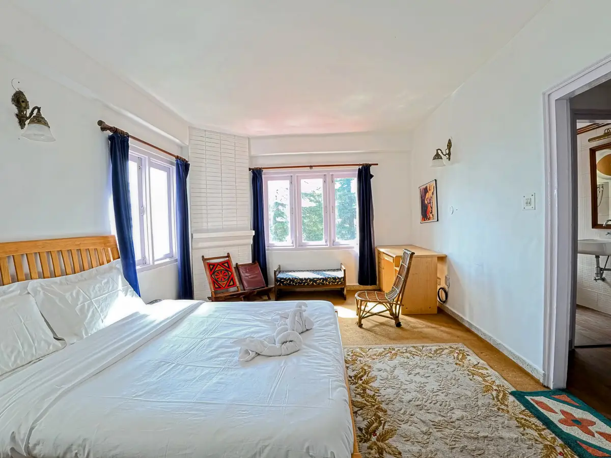 bedroom-3-at-serviced-apartment-near-mall-road-shimla